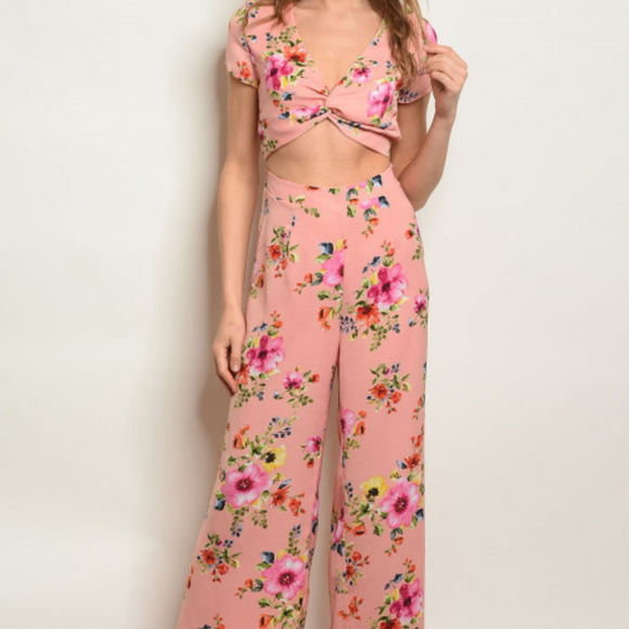 Sets of Pants and top Arrived - Picture 2 of 3